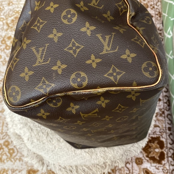 Authentic Vintage Louis Vuitton 35 Speedy - Picture 7 of 15